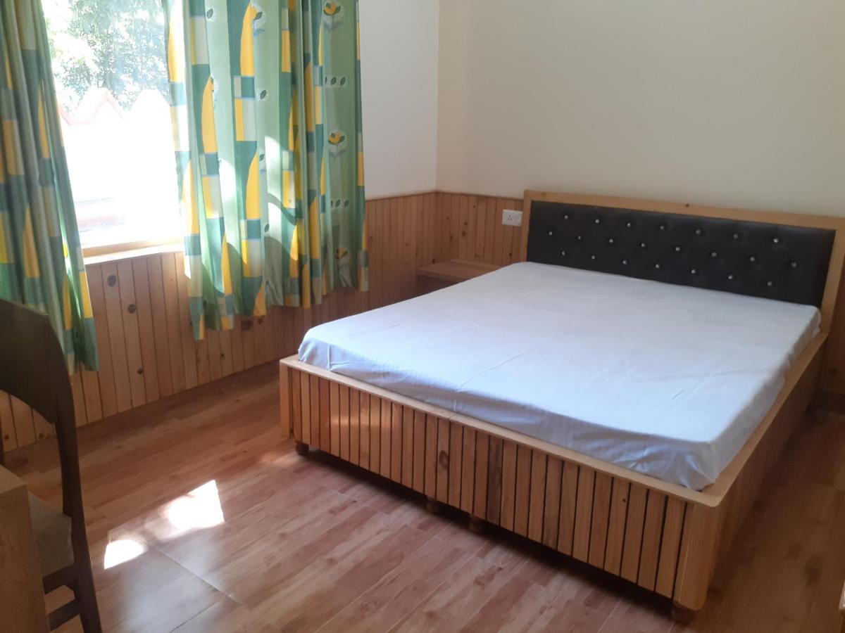 Gazing Moon Homestay Shamshi Exterior foto